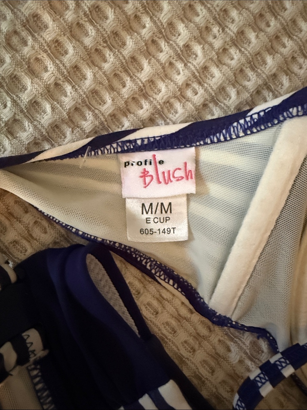 Navy & White Striped Bikini Set - Bandeau Top and Bikini Bottoms in size medium - Picture 4 of 4